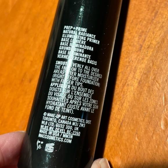 MAC Prep + Prime Natural Radiance Illuminating Primer - Picture 8 of 16